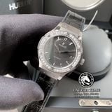 Đòng Hồ Hublot Classic Fusion 38mm Rep 1:1 Chế Tác Vỏ Bạc Độ Niềng Kim Cương Thiên Nhiên Mặt Đen Dây Da 565.NX.1470.LR.1204