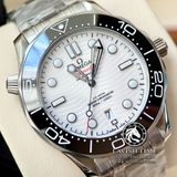 Đồng Hồ Omega Seamaster Diver 300M Co‑Axial Master Chronometer 42 mm 210.30.42.20.04.001 Rep 1:1 Chế Tác Vỏ Bạc Mặt Trắng Dây Kim Loại