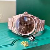 Đồng Hồ Rolex Day-Date 40mm 228235-0002 Rep 1:1 Cao Cấp Vỏ Vàng Hồng Mặt Nâu Chocolate Cọc Số La Mã Dây Kim Loại