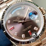 Đồng Hồ Rolex Day-Date 36mm 118235 Rep 1:1 Cao Cấp Vỏ Vàng Hồng Mặt Nâu Chocolate Cọc Số Đính Đá Và Ruby Đỏ Dây Kim Loại