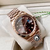 Đồng Hồ Rolex Day-Date 36mm 118235 Rep 1:1 Cao Cấp Vỏ Vàng Hồng Mặt Nâu Chocolate Cọc Số Đính Đá Và Ruby Đỏ Dây Kim Loại