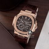 Đồng Hồ Patek Philippe Nautilus 5712R-001 Rep 1:1 Chế Tác Vỏ Vàng Hồng Mặt Nâu Dây Da