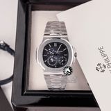 Đồng Hồ Patek Philippe Nautilus 5712/1A-001 Rep 1:1 Chế Tác Vỏ Bạc Mặt Xanh Dương Dây Kim Loại