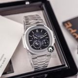 Đồng Hồ Patek Philippe Nautilus 5712/1A-001 Rep 1:1 Chế Tác Vỏ Bạc Mặt Xanh Dương Dây Kim Loại