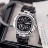Đồng Hồ Patek Philippe Nautilus 5712G-001 Rep 1:1 Chế Tác Vỏ Bạc Mặt Xám Dây Da