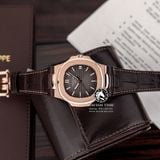 Đồng Hồ Patek Philippe Nautilus 5711R-001 Rep 1:1 Chế Tác Vỏ Vàng Khối 18K Mặt Nâu Dây Da