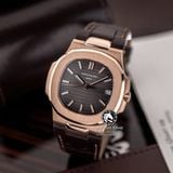 Đồng Hồ Patek Philippe Nautilus 5711R-001 Rep 1:1 Chế Tác Vỏ Vàng Khối 18K Mặt Nâu Dây Da