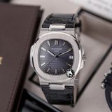 Đồng Hồ Patek Philippe Nautilus 5711/1A  Rep 1:1 Chế Tác Vỏ Bạc Mặt Xanh Dây Da