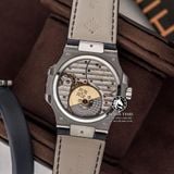 Đồng Hồ Patek Philippe Nautilus 5724/G-001 Rep 1:1 Chế Tác Vỏ Bạc Niềng Bezel Đính Đá Mặt Xanh Dương Dây Da