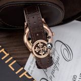 Đồng Hồ Patek Philippe Complications 5396R-011 Rep 1:1 Chế Tác Vỏ Vàng Hồng Mặt Trắng Dây Da