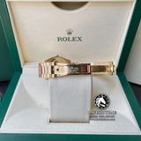 Đồng Hồ Rolex Day-Date 40mm 228348RBR Rep 1:1 Cao Cấp Vỏ Vàng Kim Niềng Bezel Đính Đá Mặt Đen Cọc Số Đính Đá Baguette Dây Kim Loại