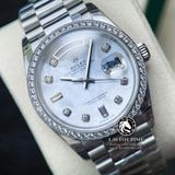 Đồng Hồ Rolex Day-Date 36mm 128349RBR-0004 Rep 1:1 Cao Cấp Vỏ Bạc Mặt Xà Cừ Trắng Niềng Bezel Đính Đá Dây Kim Loại