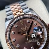 Đồng Hồ Rolex Datejust 36mm 126231 Rep 1:1 Cao Cấp Vỏ Demi Vàng Hồng Mặt Nâu Chocolate Cọc Số Đính Đá Dây Kim Loại Jubilee