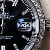 Đồng Hồ Rolex Day-Date 40mm 228349RBR Rep 1:1 Cao Cấp Vỏ Bạc Niềng Bezel Đính Đá Mặt Đen Cọc Số Đính Đá Baguette Dây Kim Loại