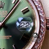 Đồng Hồ Rolex Day-Date 40mm 228345RBR Rep 1:1 Cao Cấp Vỏ Vàng Hồng Niềng Bezel Đinh Đá Mặt Xanh Lá Cọc Số La Mã Dây Kim Loại