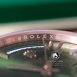 Đồng Hồ Rolex Day-Date 40mm 228345RBR Rep 1:1 Cao Cấp Vỏ Vàng Hồng Niềng Bezel Đinh Đá Mặt Xanh Lá Cọc Số La Mã Dây Kim Loại