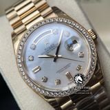 Đồng Hồ Rolex Day-Date 36mm 128348rbr-0017 Rep 1:1 Cao Cấp Vỏ Vàng Kim Niềng Bezel Đính Đá Mặt Xà Cừ Trắng Cọc Số Đính Đá Dây Kim Loại