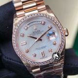 Đồng Hồ Rolex Day-Date 36mm 128345RBR-0028 Rep 1:1 Cao Cấp Vỏ Vàng Hồng Niềng Bezel Đính Đá Mặt Xà Cừ Trắng Dây Kim Loại