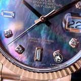 Đồng Hồ Rolex Day-Date 36mm 118235 Rep 1:1 Cao Cấp Vỏ Vàng Hồng Mặt Xà Cừ Tím Cọc Số Đính Đá Dây Kim Loại