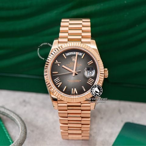 Đồng Hồ Rolex Day-Date 40mm 228235-0055 Rep 1:1 Chế Tác Mặt Số Xám Đen Ombre Cọc Số Đính Đá Baguette Vàng Hồng Khối Lượng 185 Gram