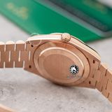 Đồng Hồ Rolex Day-Date 40mm 228235-0055 Rep 1:1 Chế Tác Mặt Số Xám Đen Ombre Cọc Số Đính Đá Baguette Vàng Hồng Khối Lượng 185 Gram