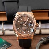Đồng Hồ Rolex Sky-Dweller 42mm 336235-0002 Rep 1:1 Chế Tác Vỏ Vàng Hồng Mặt Nâu Chocolate Dây Cao Su Oysterflex