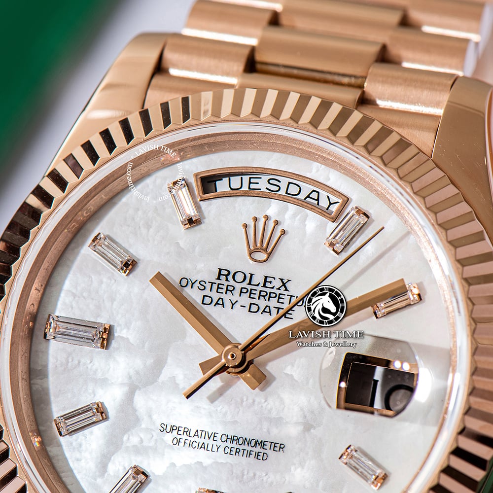 Đồng Hồ Rolex Day-Date 40mm 228235-0056 Rep 1:1 Chế Tác Mặt