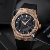 Đồng Hồ Hublot Classic Fusion Orlinski 40mm Rep 1:1 Chế Tác Vỏ Vàng Hồng Đính Đá Pave Mặt Số Đen Dây Cao Su Đen 550.OS.1800.RX.1604.ORL19