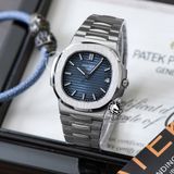 Đồng Hồ Patek Philippe Nautilus 5811/1G-001 Rep 1:1 Chế Tác Vỏ Bạc Mặt Xanh Dương Dây Kim Loại