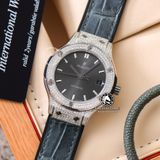 Đồng Hồ Hublot Classic Fusion 38mm Rep 1:1 Chế Tác Vỏ Bạc Độ Kim Cương Thiên Nhiên - Moissanite Pave Mặt Số Xám Chải Tia 565.NX.7071.LR