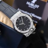 Đồng Hồ Hublot Classic Fusion 42mm Rep 1:1 Chế Tác Vỏ Bạc Độ Kim Cương Thiên Nhiên - Moissanite Pave Mặt Số Đen 542.NX.1171.LR