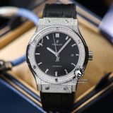 Đồng Hồ Hublot Classic Fusion 42mm Rep 1:1 Chế Tác Vỏ Bạc Độ Kim Cương Thiên Nhiên - Moissanite Pave Mặt Số Đen 542.NX.1171.LR