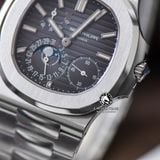 Đồng Hồ Patek Philippe Nautilus 5712/1A-001 Rep 1:1 Chế Tác Vỏ Bạc Mặt Xanh Dây Kim Loại