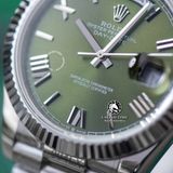Đồng Hồ Rolex Day-Date 40mm 228239-0033 Rep 1:1 Chế Tác Vỏ Bạc Mặt Xanh Olive Cọc Số La Mã Trọng Lượng 168 Gram Dây Kim Loại