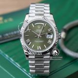 Đồng Hồ Rolex Day-Date 40mm 228239-0033 Rep 1:1 Chế Tác Vỏ Bạc Mặt Xanh Olive Cọc Số La Mã Trọng Lượng 168 Gram Dây Kim Loại