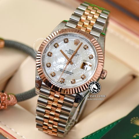 Đồng Hồ Rolex Datejust 41mm 126331-0014 Rep 1:1 Chế Tác Vỏ Demi Vàng Hồng Mặt Số Độ Xà Cừ Vân Mây Cọc Số Kim Cương Thiên Nhiên Dây Kim Loại Jubilee