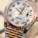 Đồng Hồ Rolex Datejust 41mm 126331-0014 Rep 1:1 Chế Tác Vỏ Demi Vàng Hồng Mặt Số Độ Xà Cừ Vân Mây Cọc Số Kim Cương Thiên Nhiên Dây Kim Loại Jubilee