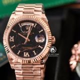 Đồng Hồ Rolex Day-Date 40mm 128235-004 Rep 1:1 Cao Cấp Vỏ Vàng Hồng Mặt Thạch Anh Cọc Số La Mã Đính Đá Dây Kim Loại