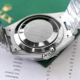 Đồng Hồ Rolex Day-Date 40mm 228239-007 Rep 1:1 Chế Tác Vỏ Bạc Mặt Xanh Dương Cọc Số La Mã Trọng Lượng 168 Gram Dây Kim Loại