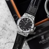 Đồng Hồ Hublot Classic Fusion 42mm Rep 1:1 Chế Tác Vỏ Bạc Đính Đá Pave Mặt Số Đen 542.NX.1171.LR.1704