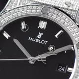 Đồng Hồ Hublot Classic Fusion 42mm Rep 1:1 Chế Tác Vỏ Bạc Đính Đá Pave Mặt Số Đen 542.NX.1171.LR.1704