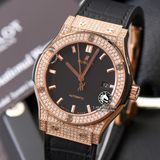 Đồng Hồ Hublot Classic Fusion 42mm Rep 1:1 Chế Tác Vỏ Vàng Hồng Đính Đá Pave Mặt Số Đen 542.OX.1181.LR.1704