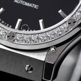 Đồng Hồ Hublot Classic Fusion 42mm Rep 1:1 Chế Tác Vỏ Bạc Niềng Bezel Đính 1 Hàng Đá Mặt Số Đen 542.NX.1171.LR