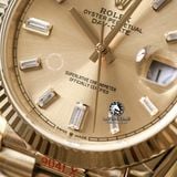 Đồng Hồ Rolex Day-Date 40mm 228238-0005 Rep 1:1 Chế Tác Vỏ Vàng Kim Mặt Vàng Kim Cọc Số Đính Đá Baguette Trọng Lượng 168 Gram Dây Kim Loại