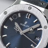 Đồng Hồ Hublot Classic Fusion 33mm Rep 1:1 Chế Tác Vỏ Bạc Mặt Số Xanh Dương 581.NX.7170.LR