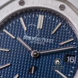 Đồng Hồ Audemars Piguet Royal Oak Jumbo Extra-Thin 15202ST.OO.1240ST.01 Rep 1:1 Chế Tác Vỏ Bạc Mặt Xanh Dây Kim Loại