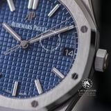 Đồng Hồ Audemars Piguet Royal Oak 15500ST.OO.1220ST.01 Rep 1:1 Chế Tác Vỏ Bạc Mặt Xanh Dương Dây Kim Loại