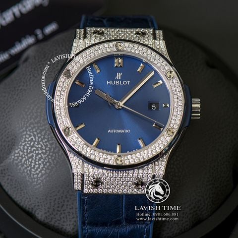 Đồng Hồ Hublot Classic Fusion 42mm Rep 1:1 Chế Tác Vỏ Bạc Độ Kim Cương Thiên Nhiên - Moissanite Pave Mặt Số Xanh Dương 542.NX.7170.RX