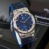 Đồng Hồ Hublot Classic Fusion 42mm Rep 1:1 Chế Tác Vỏ Bạc Độ Kim Cương Thiên Nhiên - Moissanite Pave Mặt Số Xanh Dương 542.NX.7170.RX