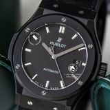 Đồng Hồ Hublot Classic Fusion 42mm Rep 1:1 Chế Tác Vỏ Đen Mặt Số Đen Dây Cá Sấu 511.CM.1171.LR